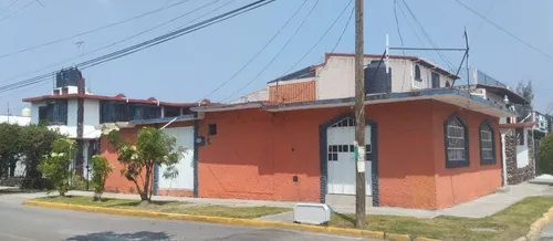 Amplia Casa En Venta En Esquina, Rápida Salida A Cdmx Y También Al Aifa