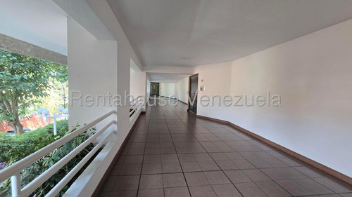 Apto Venta La Tahona. Codigo: 25-18320 Cm