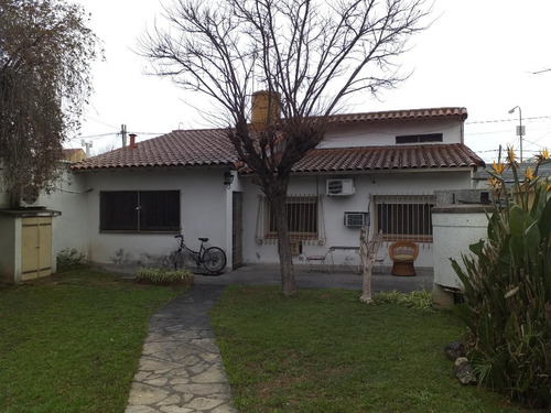 Imagen 20 de 22 de Casas Chalet - Venta