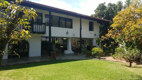 Imagen 8 de 13 de Vendo Casa 500m2 4h+s/4b+s/3p Lomas De Chuao 9941