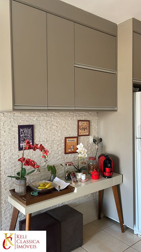 Imagem 4 de 14 de Apartamento Disponível Para Venda: Possui Três Dormitórios Sendo Uma Suite, Dois Banheiros, Uma Vaga Na Garagem, Sala E Cozinha. - Ap00679 - 70812964