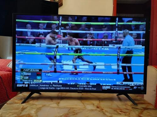 Smart Tv De 43 Hisense 43r6000gm Con Pantalla Led 4k (Usado)