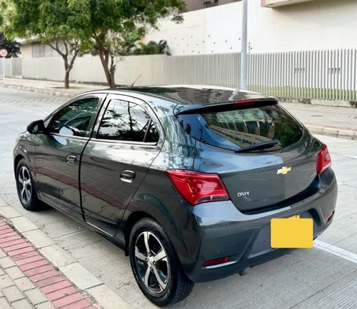 Chevrolet Onix 1.4 Ltz 5 p