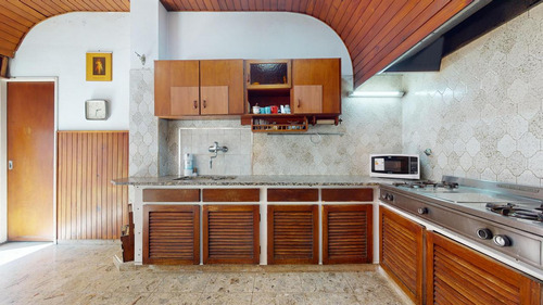Casa En Venta En La Plata