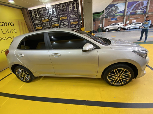Imagen 12 de 25 de Kia Rio Vibrant
