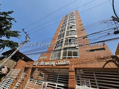 Apartamento En Venta En Zona Centro De Maracay Aragua 24-19181 Ec