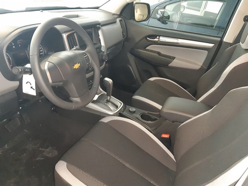 Imagen 4 de 15 de Chevrolet S10 Pick-up Lt 4×4 Automática 2.8d Cabina Doble Ep