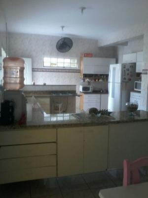 Imagem 3 de 11 de Casa Em Itanhaém Com 5 Dormitórios, Piscina