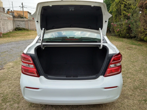 Imagen 15 de 16 de Chevrolet Sonic 1.6 Ls Mt