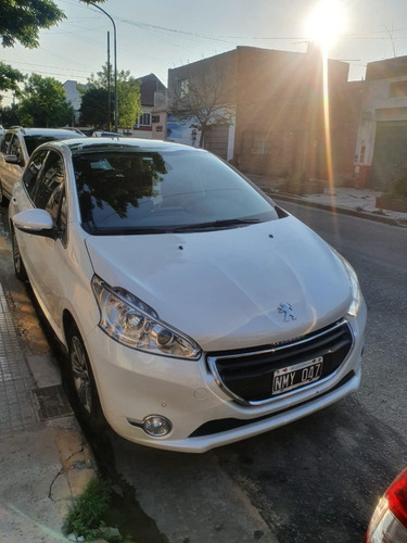Peugeot 208 1.6 Feline 2014