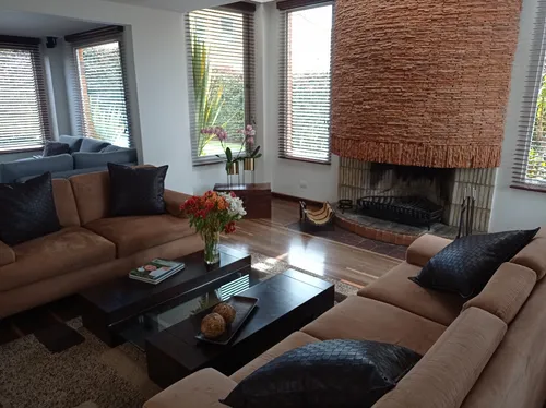 Casa En Chia, Vereda La Balsa, 2 Niveles, 4 Habitaciones, 5 Baños, 378 Mtrs Habitables, 460 Mtrs Terreno