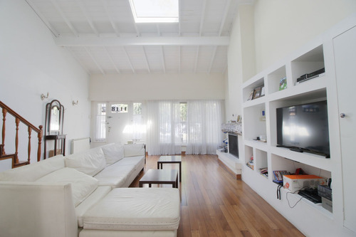 Venta Casa Martinez - 3 Dorm - Jardin - Piscina