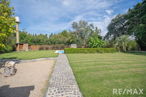 Venta Casa 5 Ambientes C Pileta En Comarca Del Sol