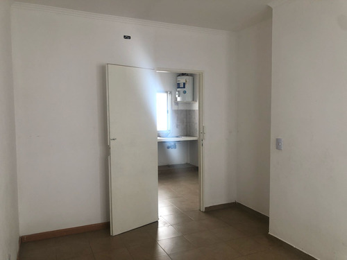 Departamento 2 Amb - Pb Fondo - Villa Tesei