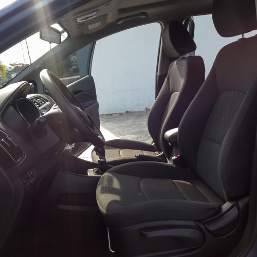Imagen 11 de 15 de Kia Rio 2017 1.6 Hb Ex Mt
