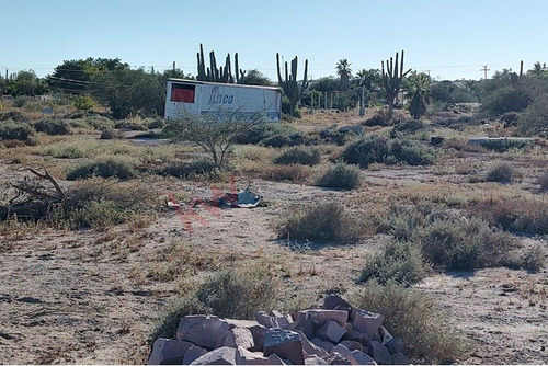 Terreno En Centenario Con Frente De Carretera