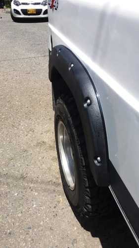 Imagen 4 de 8 de Ampliaciones Nissan Patrol G60 Repuesto Accesorios Buches