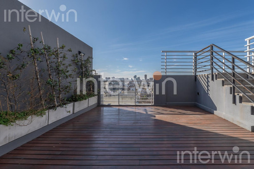 Departamento - 2 Ambientes Con Balcón Y Cochera - Colegiales - Venta