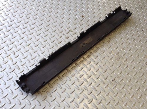 Tapa De Motor 2 Bmw 325i Serie 3 2.5 Lts Aut Mod 06-08 Oem