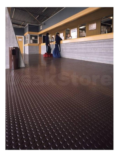 Piso Antiderrapante Muy Resistente Cafe Tramo 2.1m X 10m