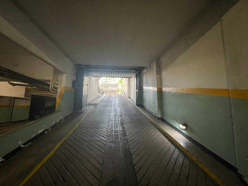 Imagen 8 de 12 de Venta De Cochera En Belgrano