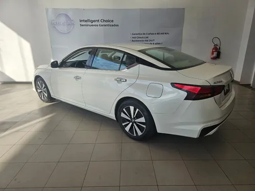 Nissan Altima 2.5 Advance At