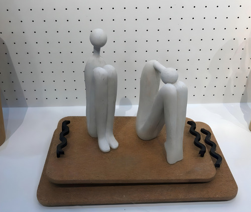 Escultura Estatua Objeto Decoração Abstrato Minimalista Mart Cor Olhando Para Frente