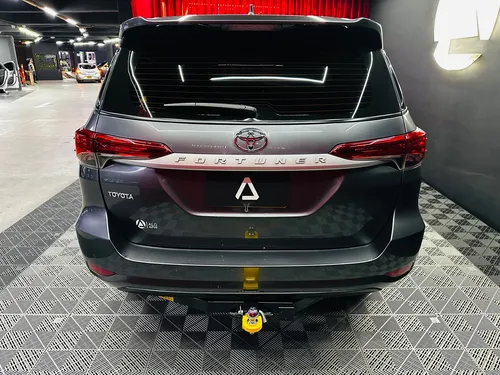 Toyota Fortuner 2.4 Street At 7As