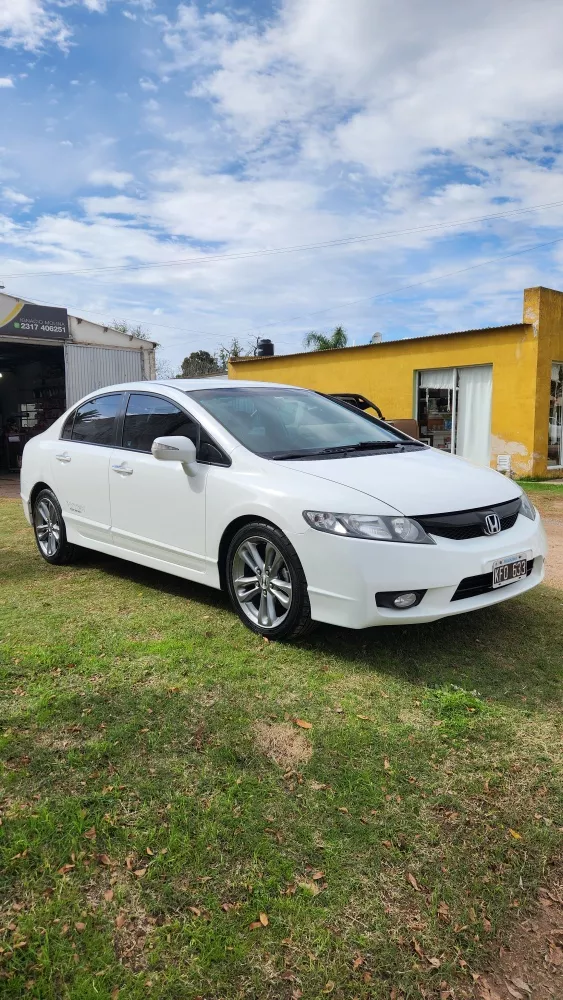 Honda Civic 1.8 Exs Mt