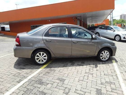 Imagem 9 de 15 de Toyota Etios 1.5 X Plus Sedan 16v Flex 4p Automático
