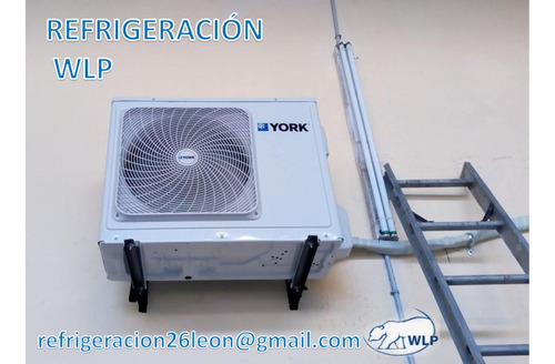Imagen 8 de 10 de Instalacion Aire Acondicionado Reparación Mantenimiento