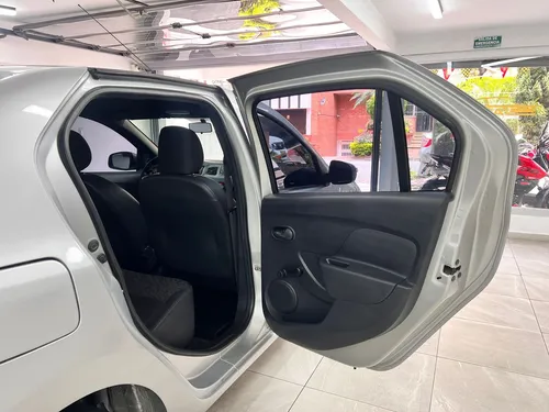 Renault Logan Mt 2023