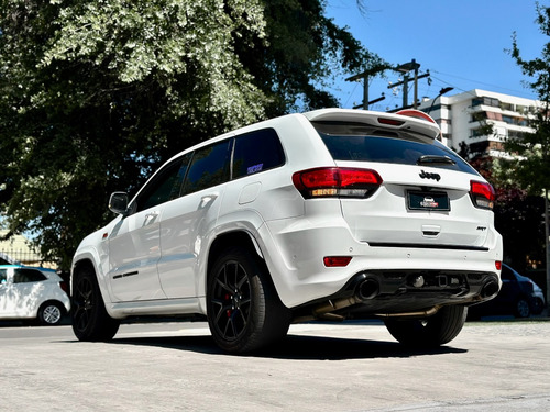 Jeep Grand Cherokee Srt8