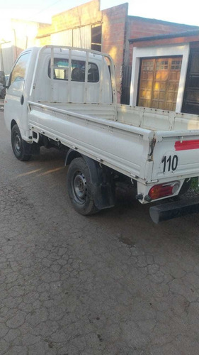 Imagen 9 de 9 de Hyundai H100 2008 2.6 Truck Con Caja