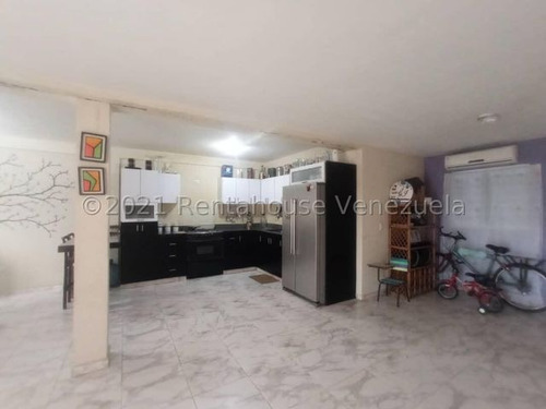 Imagen 5 de 30 de Casa En Venta Urbanizacion Roca Del Norte Barquisimeto Lara Rah 23-4511 // Invierta Seguro Con Rentahouse//
