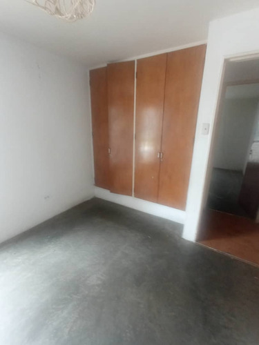 Apartamento En Venta Urb Quenda