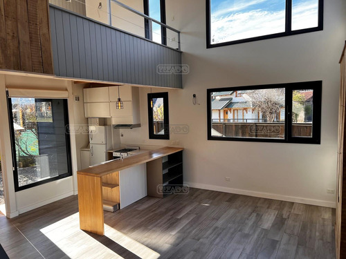 Casa Dúplex En Venta, Barrio Amancay, En San Martin De Los Andes
