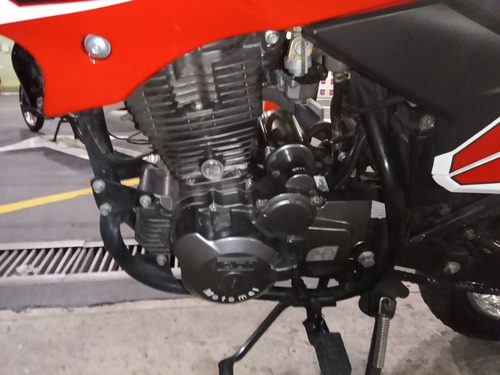 Motomel Skua 250 Base