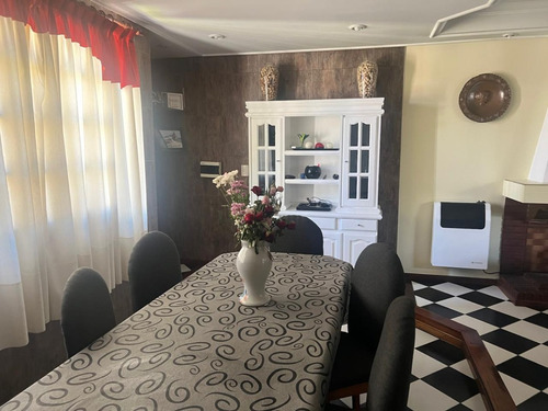 Hermosa Casa En Venta En Lomas De Zamora
