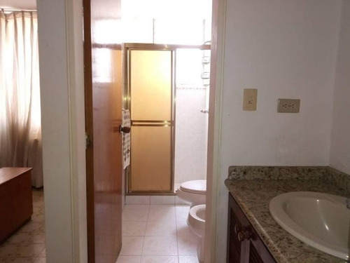 Imagen 14 de 17 de Rentahouse Yudermy Mavarez 0414-4115155 Cod22-193
