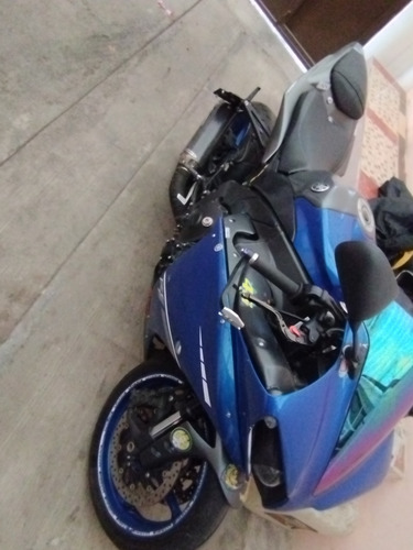 R1 Crossplane