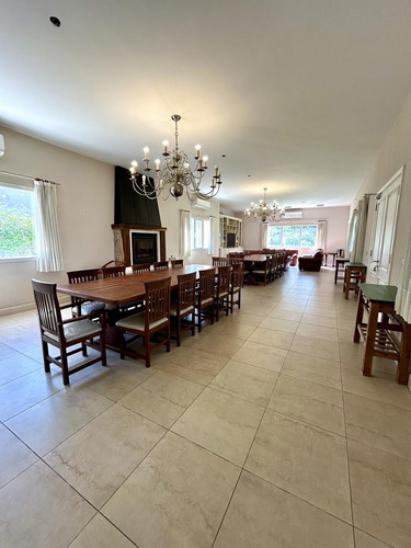 Casa Exclusiva En Cardales