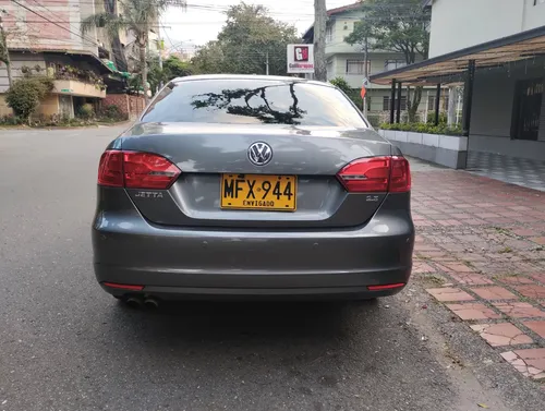Volkswagen Jetta 2.5 Tredline Automatico