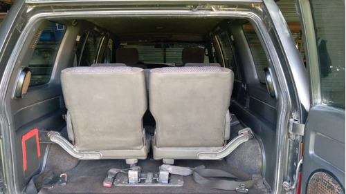 Imagen 12 de 15 de Isuzu Trooper 3.1