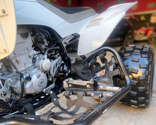 Imagen 7 de 17 de Cuatriciclo Yamaha Yfz450 450 Yfz 2012 Cuatri