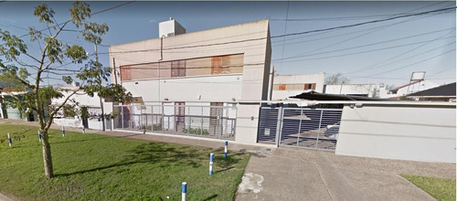 Imagen 2 de 17 de Duplex Con Cochera Y Jardín .av. 66 Entre 144 Y 145 La Plata