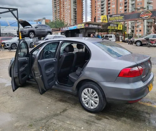 Volkswagen Voyage 1.6 Trendline