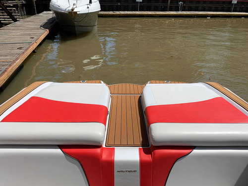 Super Air Nautique 230 Team Edition