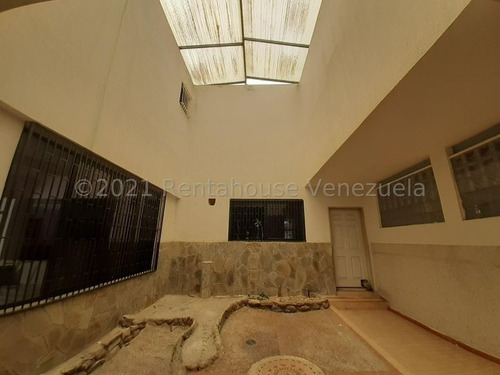 Imagen 17 de 19 de Rent-a-house Vende Hermosa Apartoquinta En Los Nísperos 22-11894 Sp