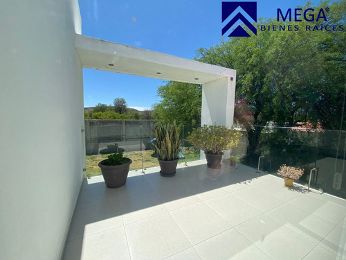 Casa En Venta En Fracc. Haciendas Campestre Durango